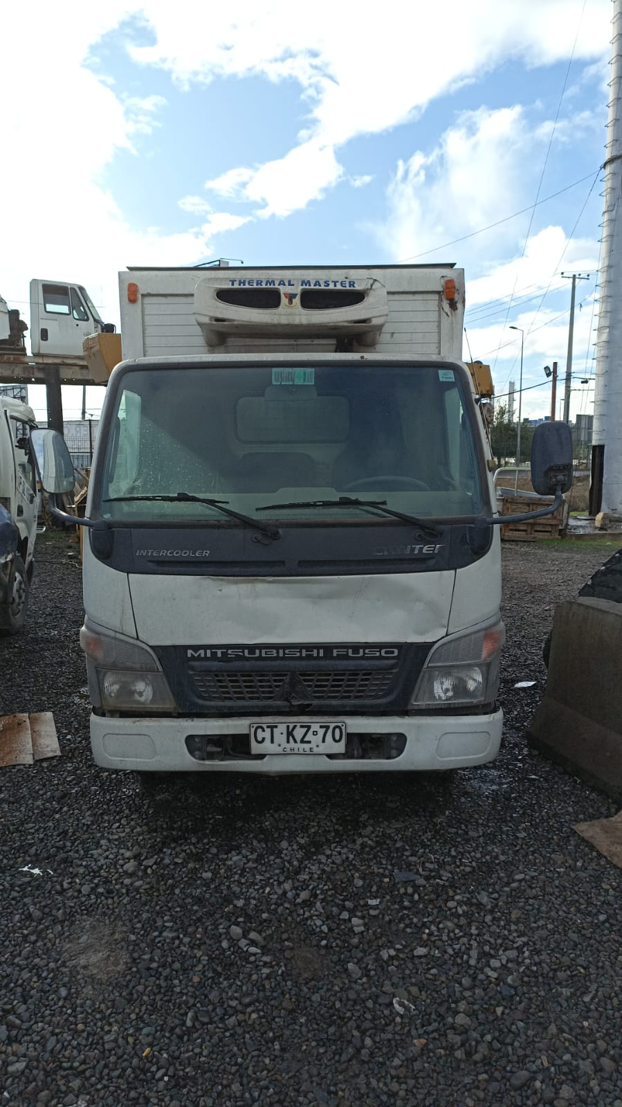 CAPOT Mitsubishi CANTER 2016 USADO